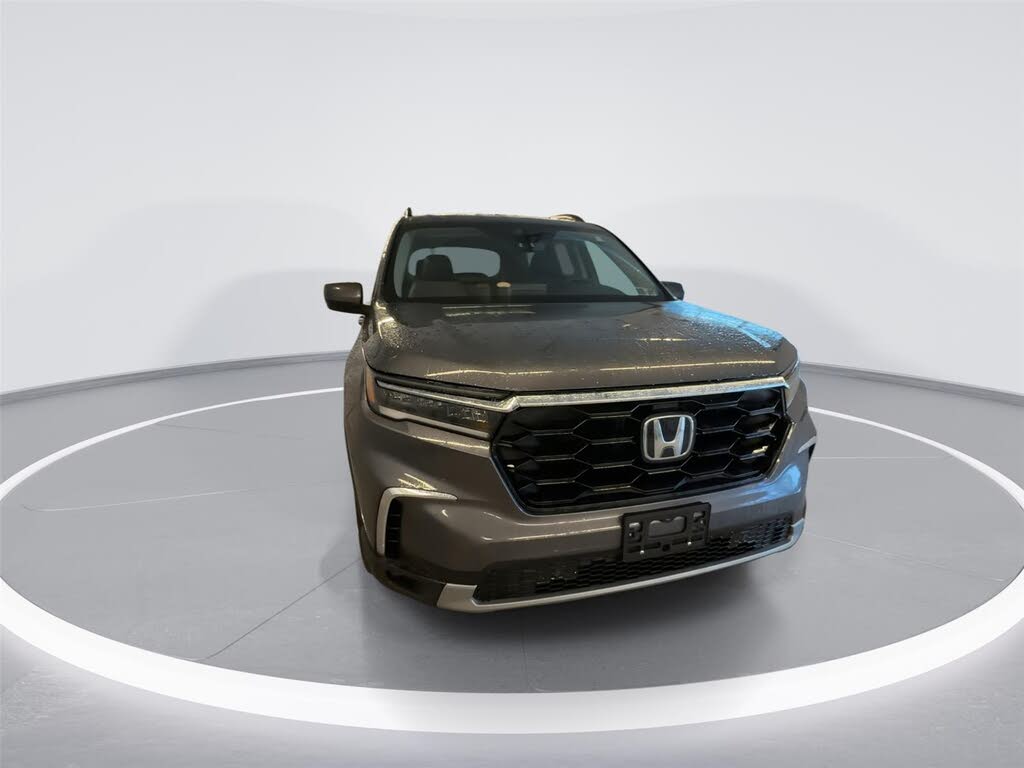 2023 Honda Pilot Touring AWD