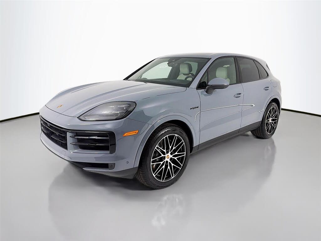 2026 Porsche Cayenne AWD