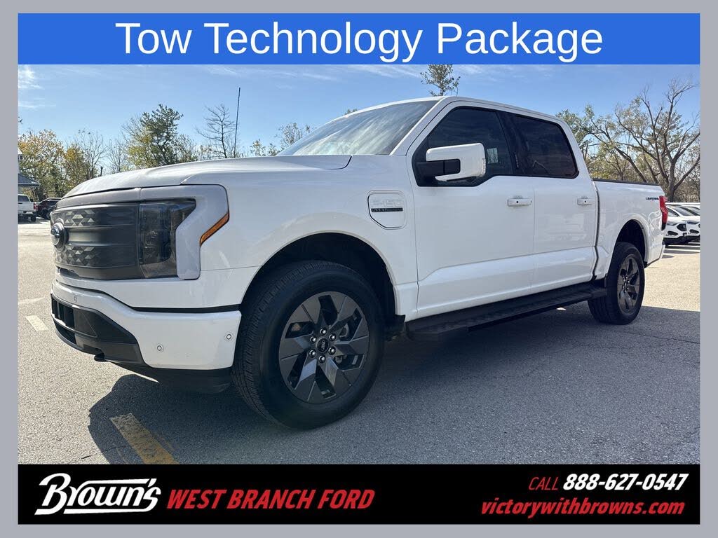 2022 Ford F-150 Lightning Lariat SuperCrew AWD
