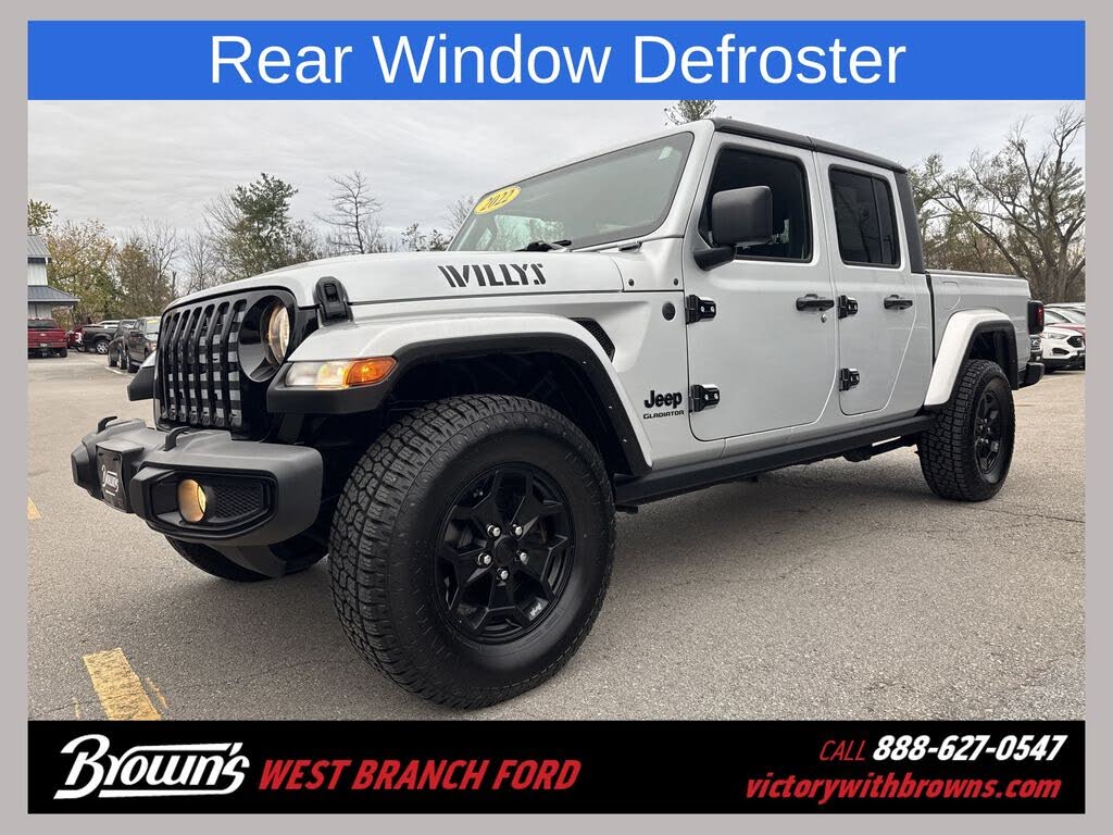 2022 Jeep Gladiator Willys Crew Cab 4WD