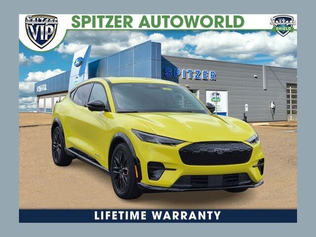 2025 Ford Mustang Mach-E Premium AWD