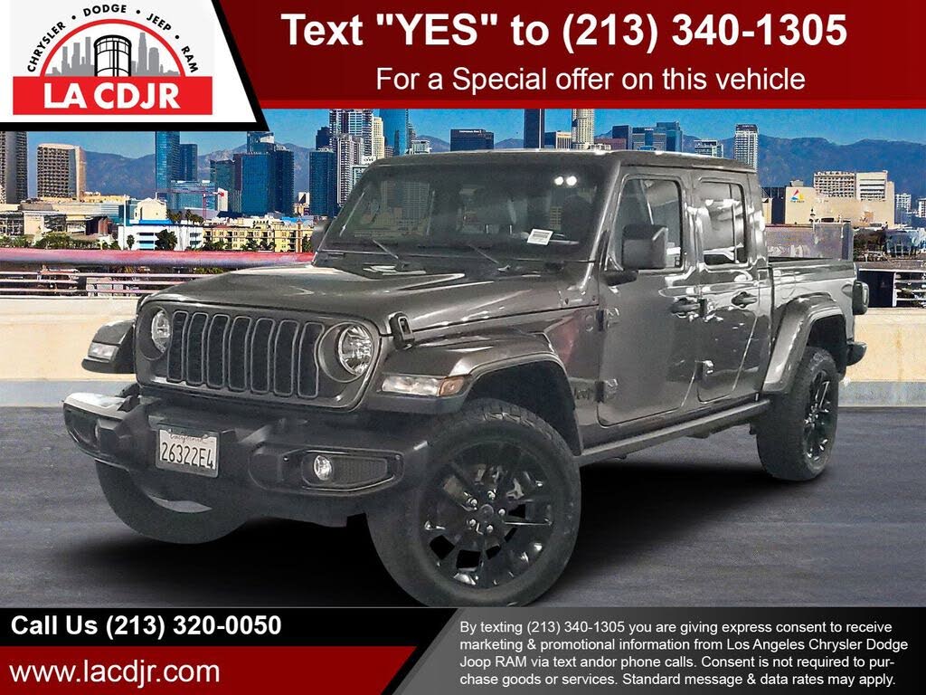 2025 Jeep Gladiator NightHawk Crew Cab 4WD