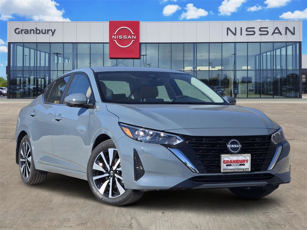 2025 Nissan Sentra SV FWD