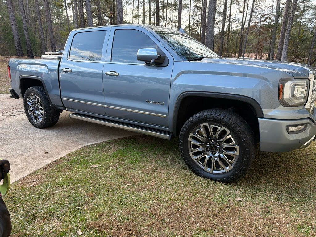 2016 GMC Sierra 1500 Denali Crew Cab 4WD