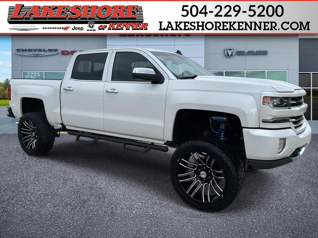 2018 Chevrolet Silverado 1500 LTZ Crew Cab 4WD