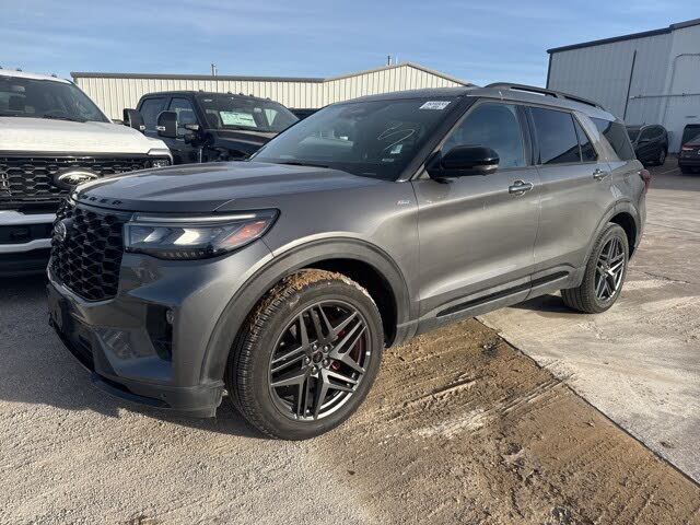 2025 Ford Explorer ST-Line AWD