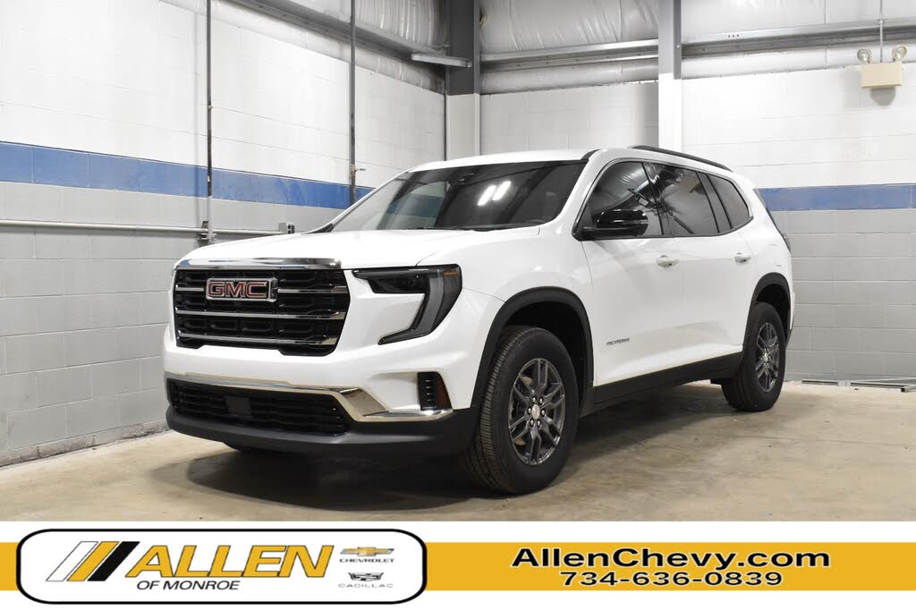 2025 GMC Acadia Elevation FWD