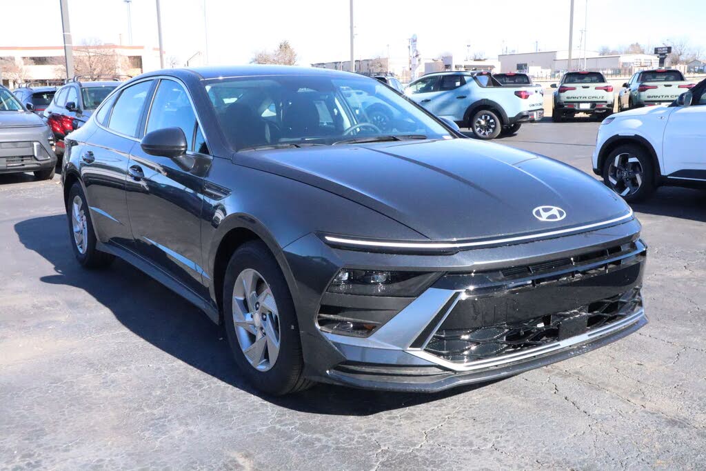 2026 Hyundai Sonata SE FWD