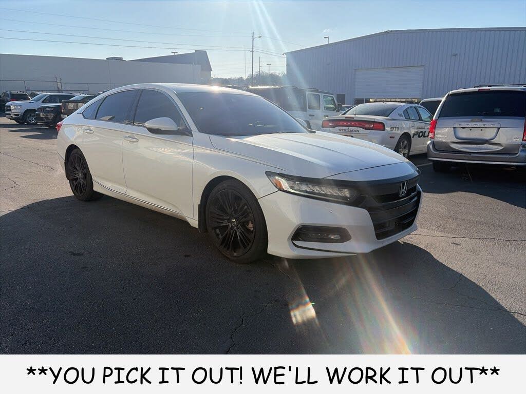 2018 Honda Accord 2.0T Touring FWD