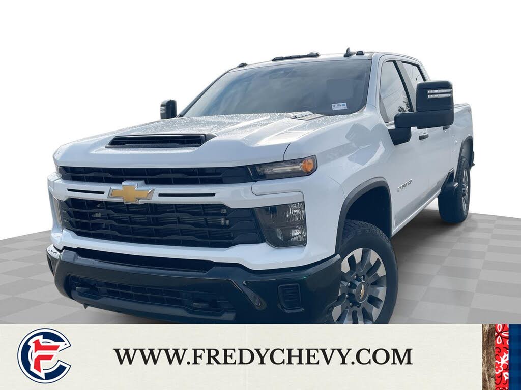 2024 Chevrolet Silverado 2500HD Custom Crew Cab 4WD