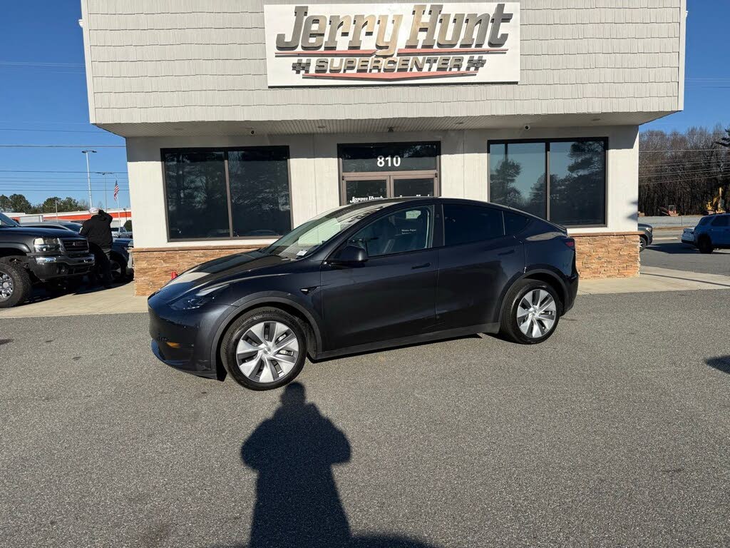 2024 Tesla Model Y Long Range AWD