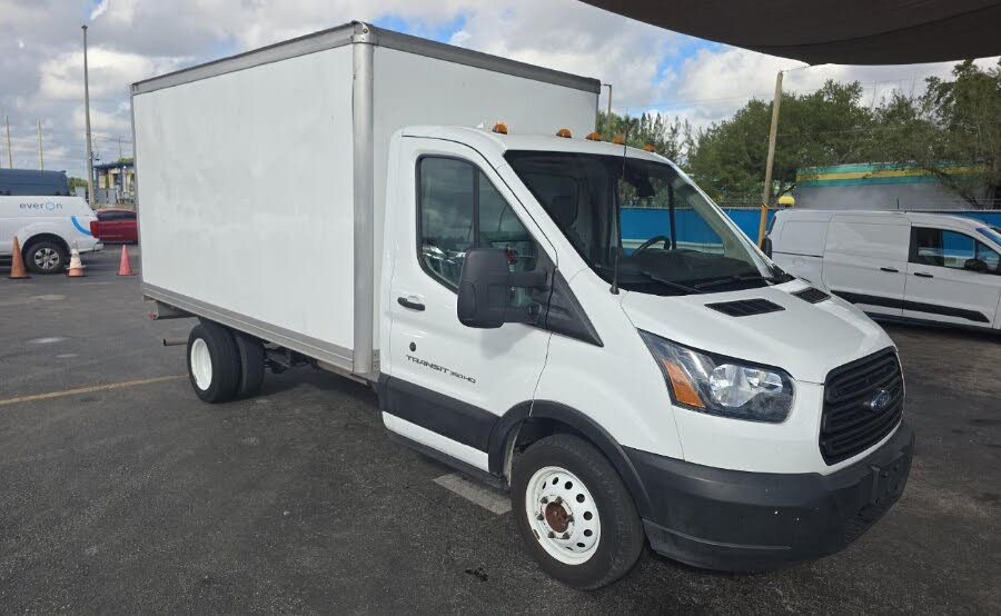 2019 Ford Transit Chassis 350 HD 9950 GVWR 156 DRW RWD