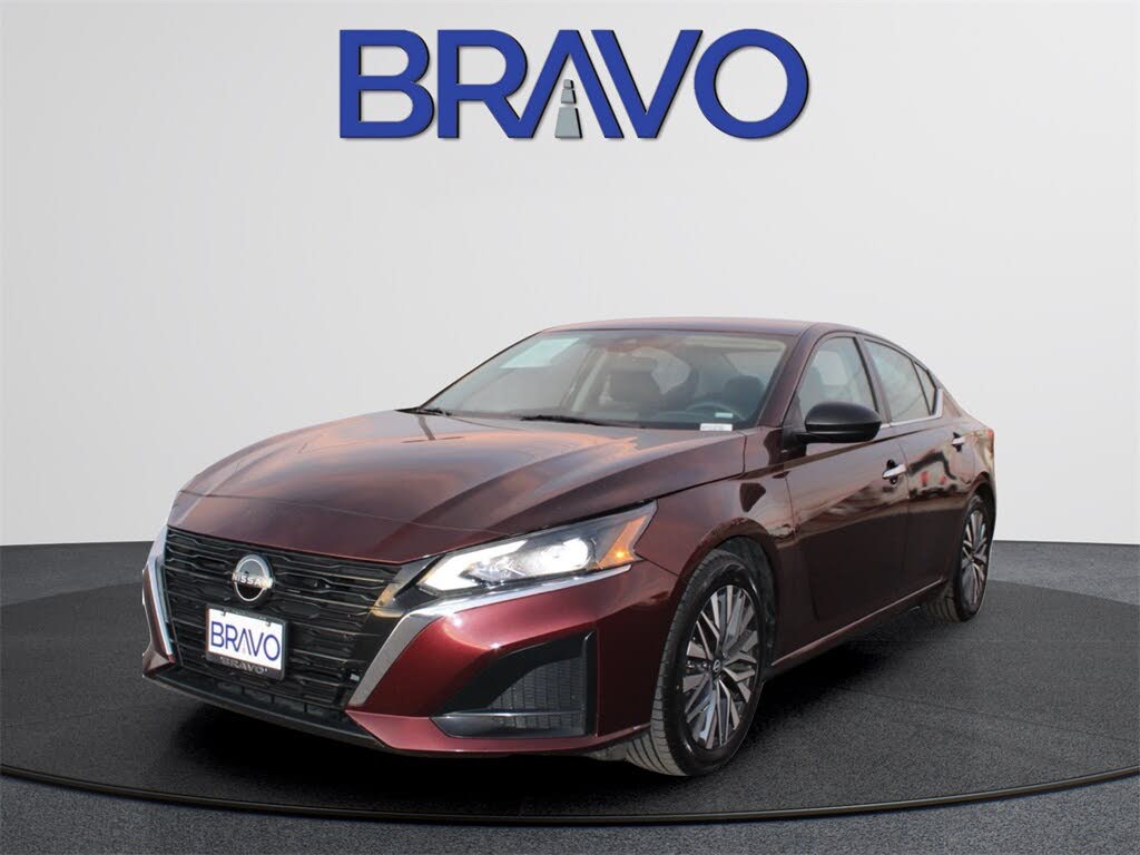 2024 Nissan Altima 2.5 SV FWD