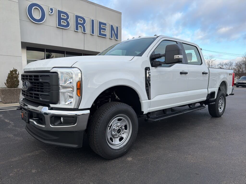 2026 Ford F-350 Super Duty XL Crew Cab 4WD
