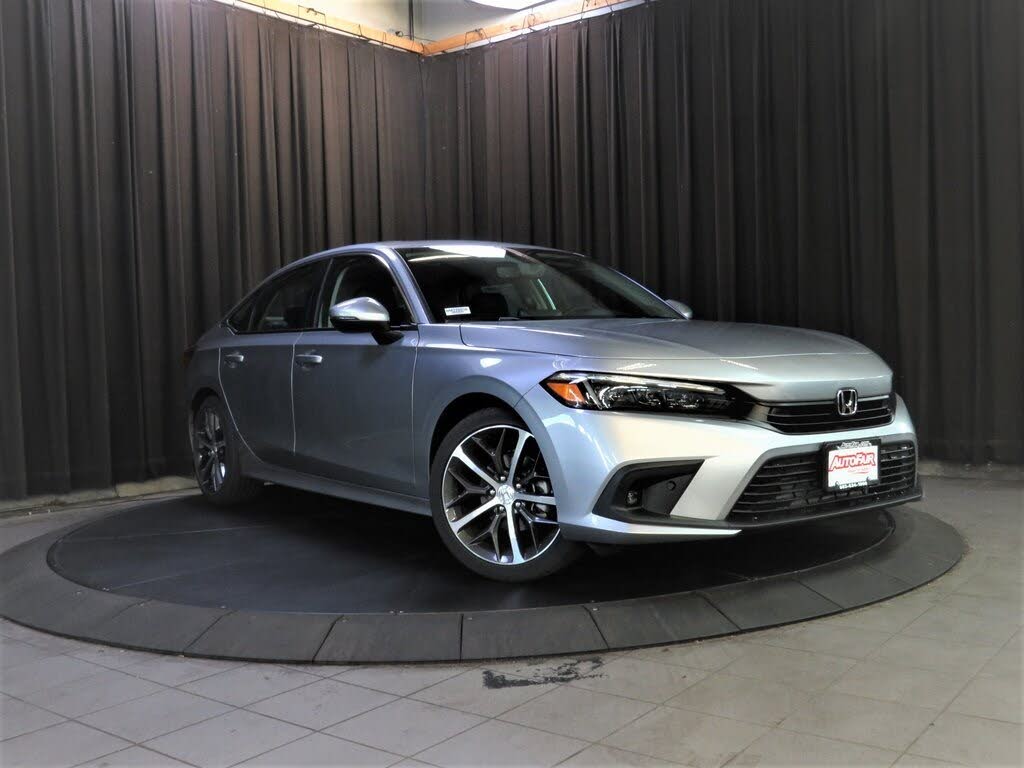 2024 Honda Civic Touring FWD