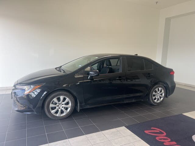 2025 Toyota Corolla LE FWD