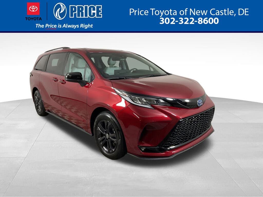 2025 Toyota Sienna XSE 7-Passenger AWD