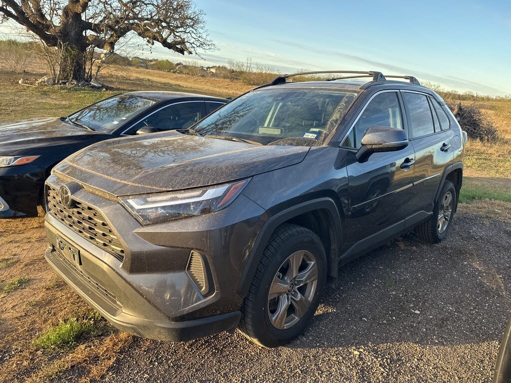 2024 Toyota RAV4 XLE FWD