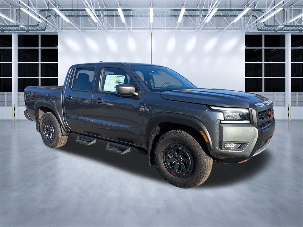 2026 Nissan Frontier PRO-4X Crew Cab 4WD