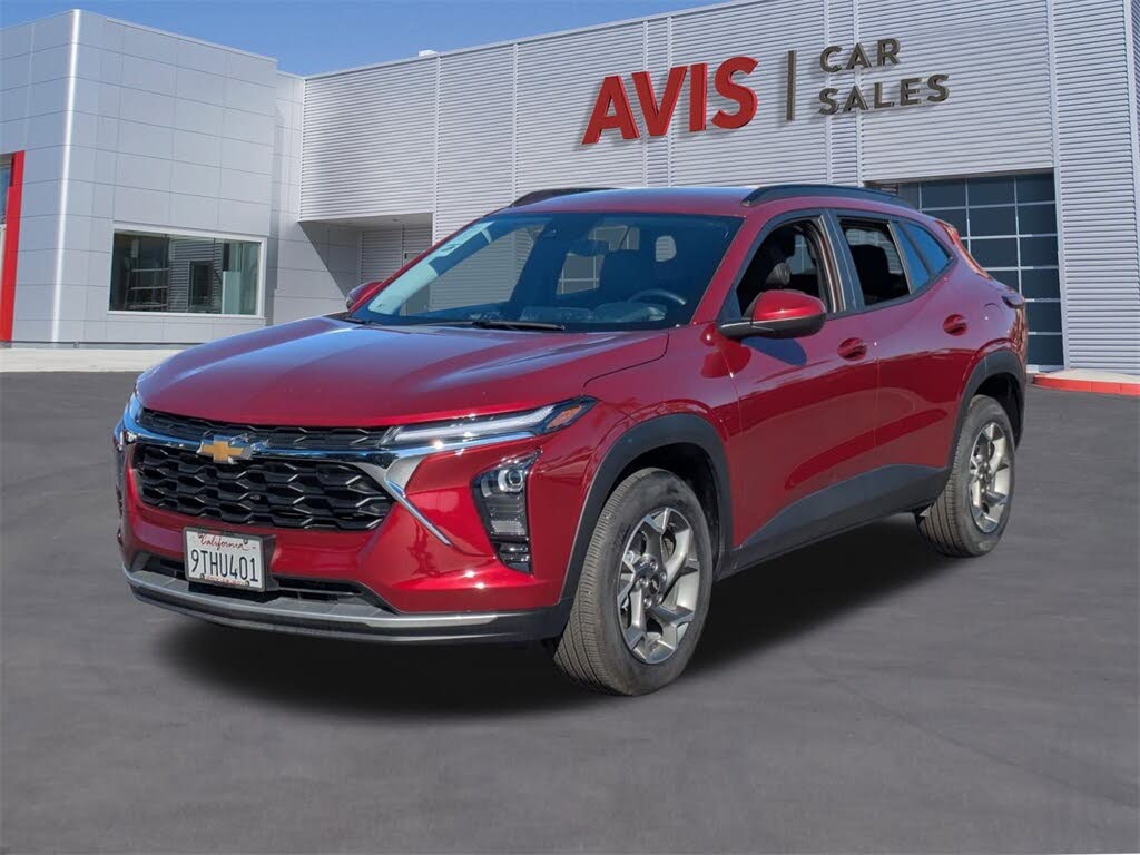 2025 Chevrolet Trax LT FWD