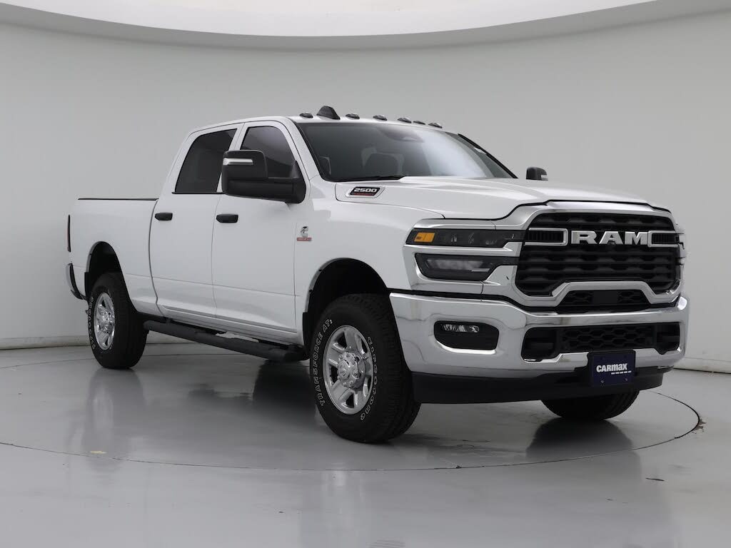 2025 RAM 2500 Tradesman Crew Cab 4WD