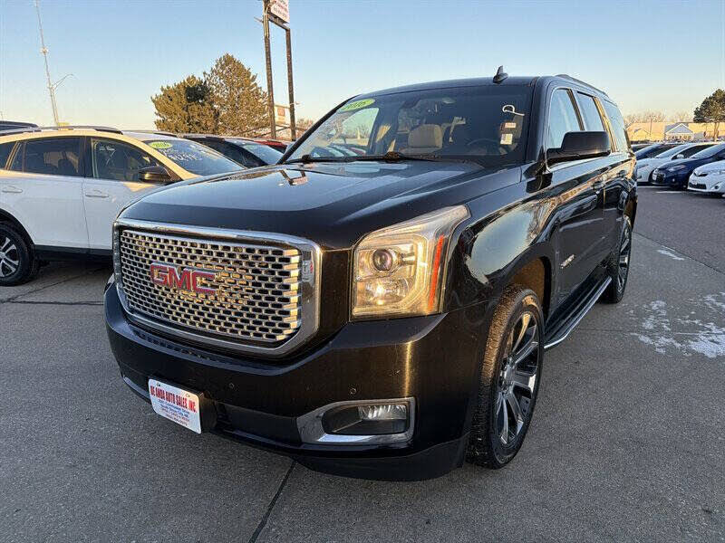 2016 GMC Yukon SLE 4WD