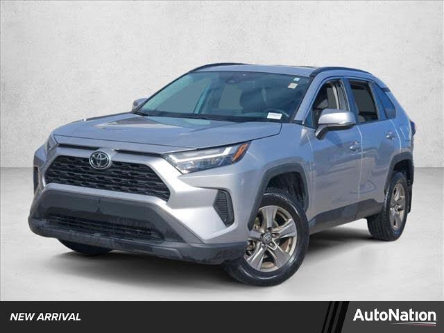 2024 Toyota RAV4 XLE FWD