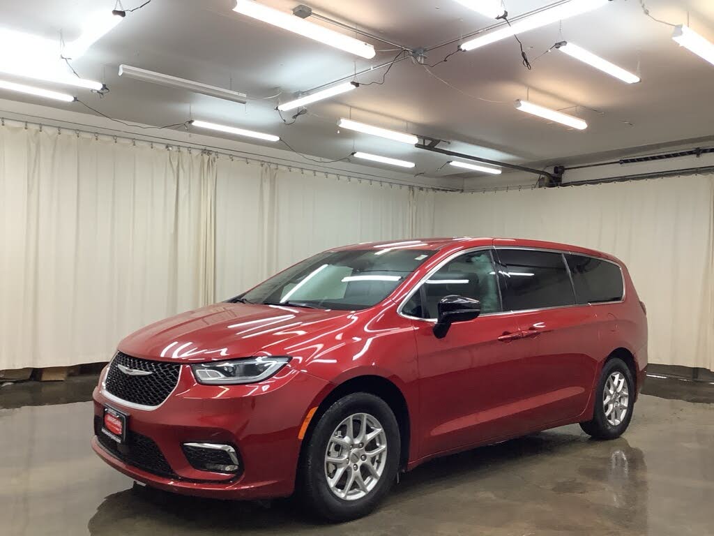 2025 Chrysler Pacifica Select FWD