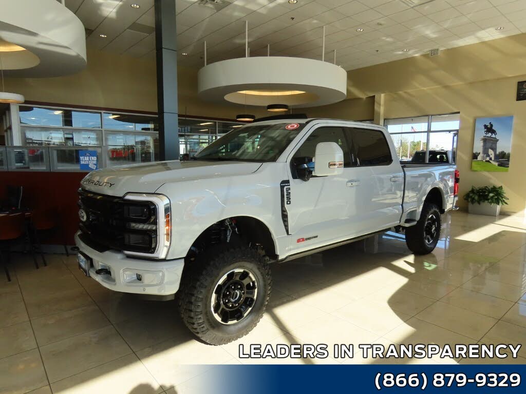 2026 Ford F-250 Super Duty Platinum Crew Cab 4WD