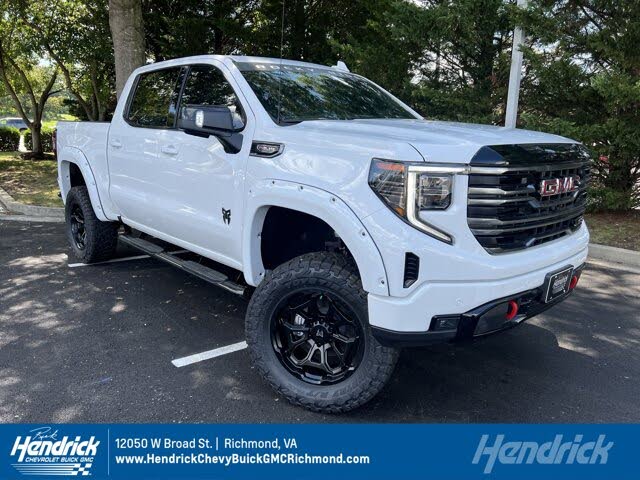 2025 GMC Sierra 1500 AT4 Crew Cab 4WD