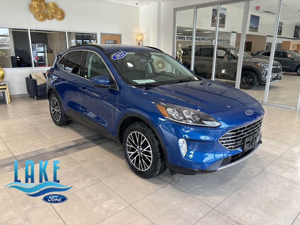 2022 Ford Escape Hybrid Plug-in Titanium FWD
