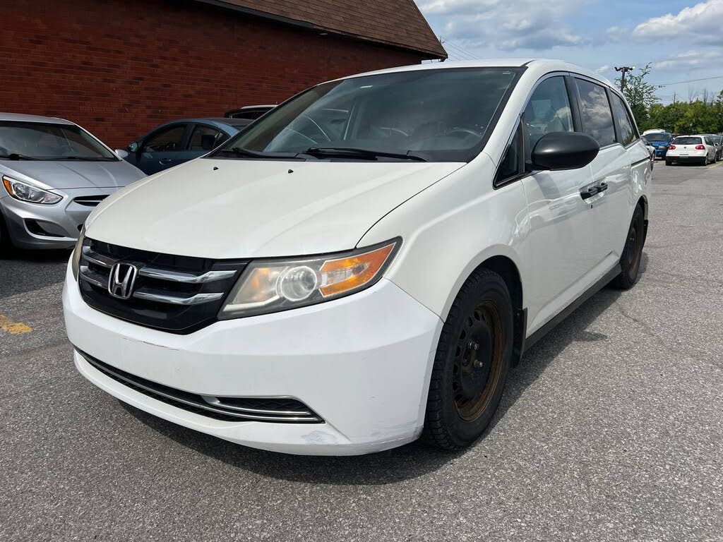 2015 Honda Odyssey LX FWD