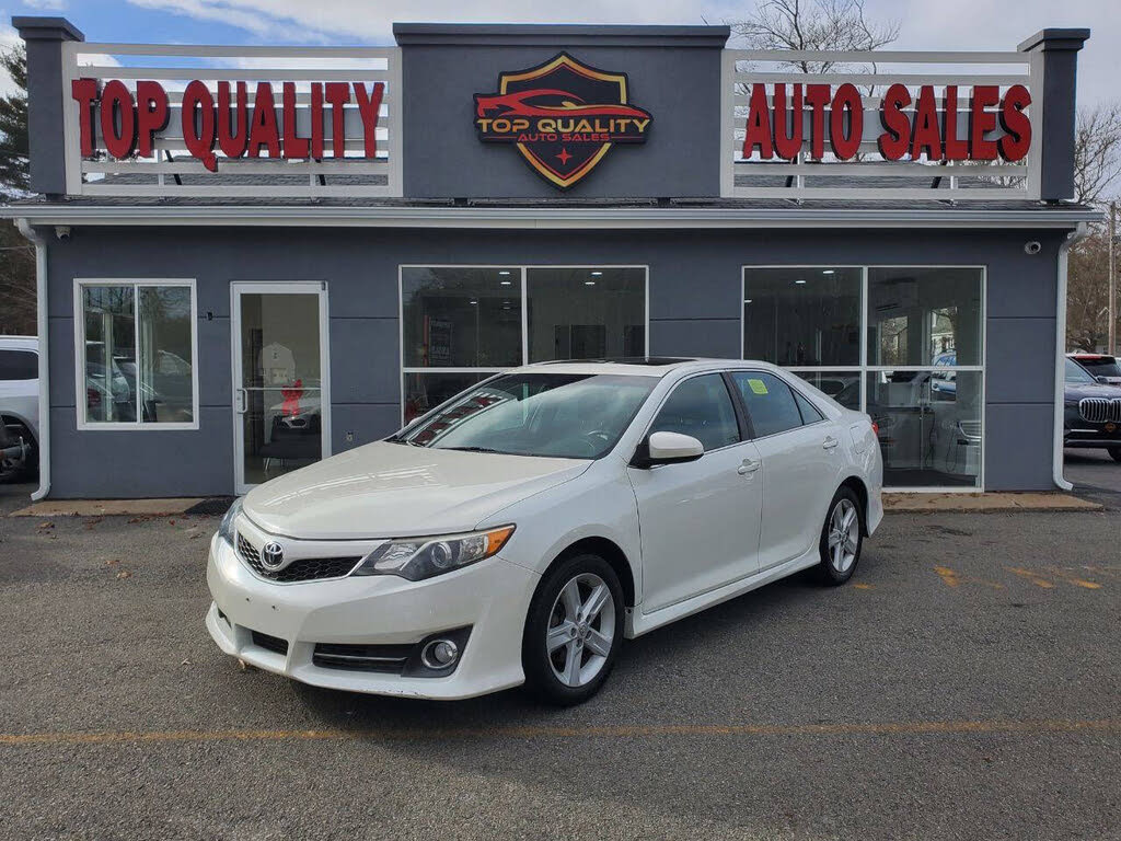 2014 Toyota Camry SE