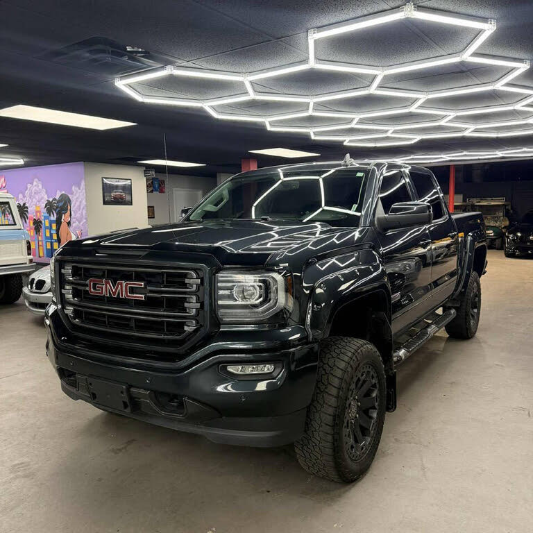 2017 GMC Sierra 1500 SLT Crew Cab 4WD