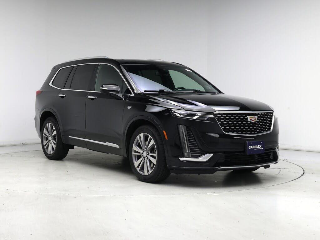 2025 Cadillac XT6 Premium Luxury FWD