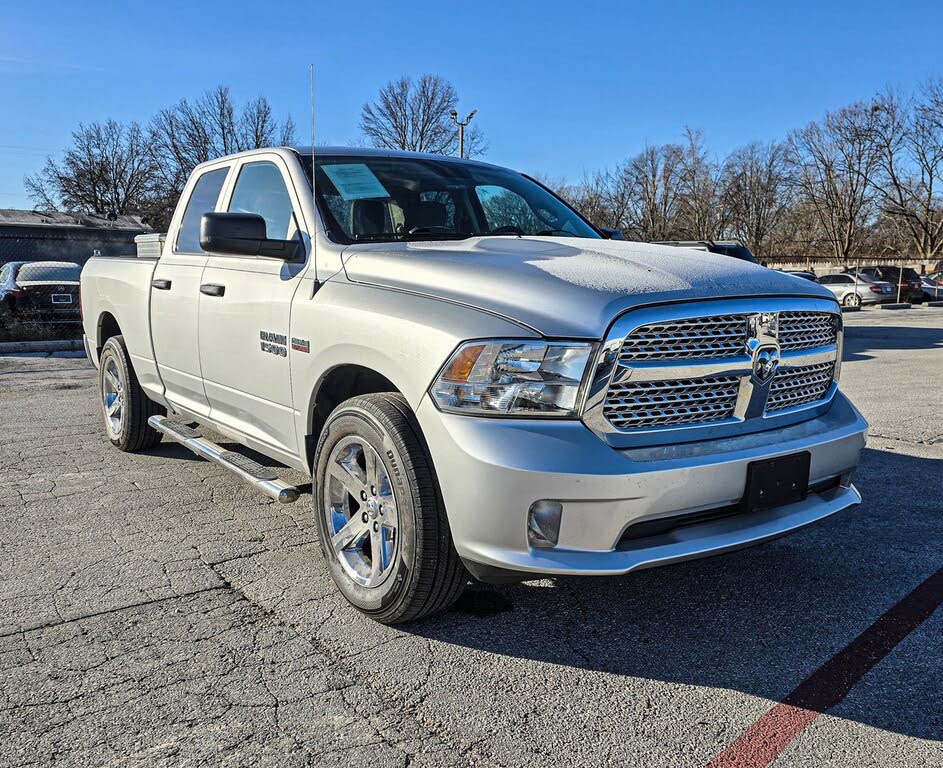 2014 RAM 1500 Express Quad Cab 4WD