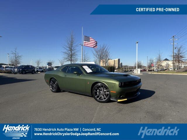2022 Dodge Challenger R/T Scat Pack RWD