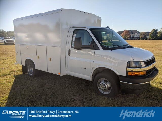 2025 Chevrolet Express Chassis 3500 Cutaway 139