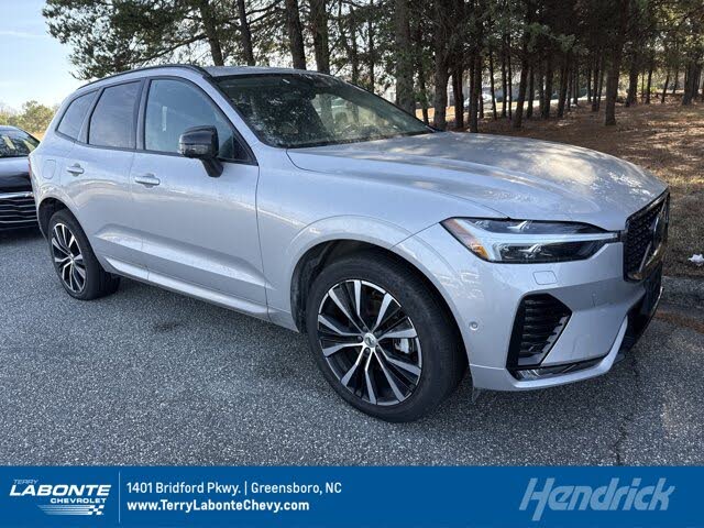 2025 Volvo XC60 B5 Plus Dark Theme AWD