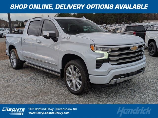 2026 Chevrolet Silverado 1500 High Country Crew Cab 4WD