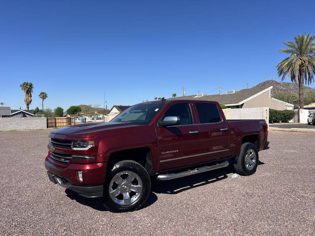 2017 Chevrolet Silverado 1500 LTZ Crew Cab 4WD