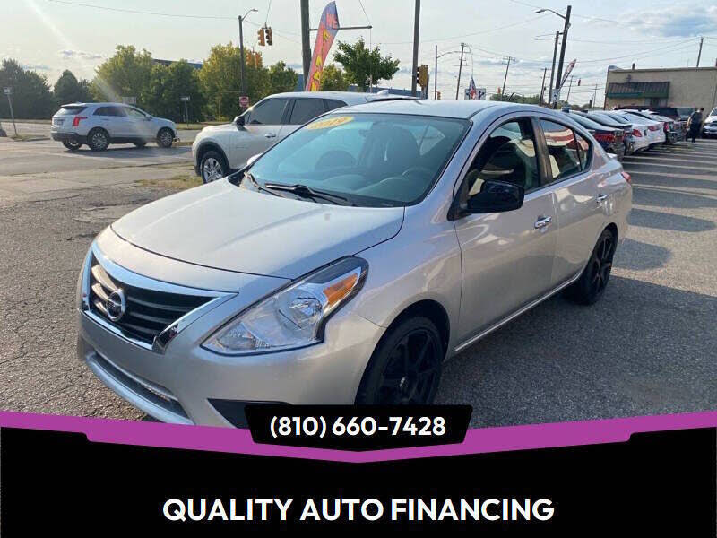 2019 Nissan Versa SV FWD