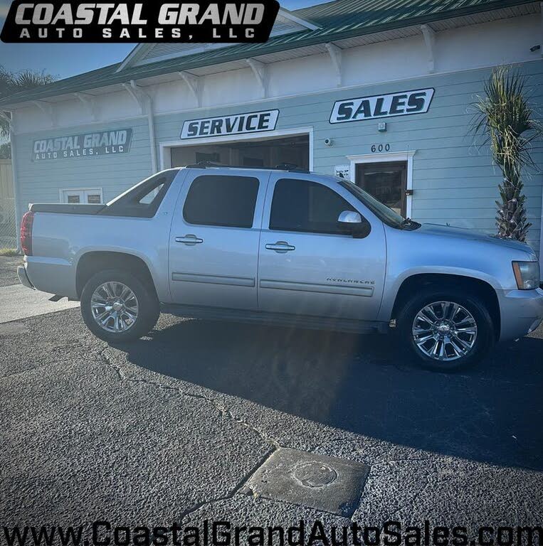 2011 Chevrolet Avalanche LT 4WD