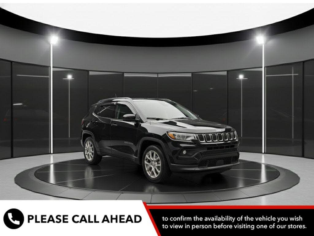 2024 Jeep Compass Latitude Lux 4WD