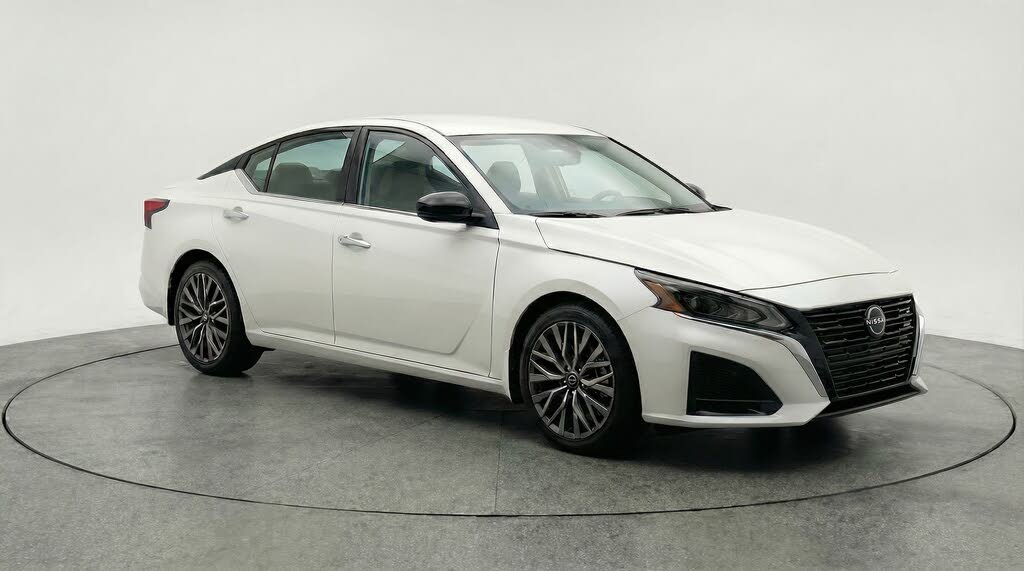 2025 Nissan Altima 2.5 SV FWD