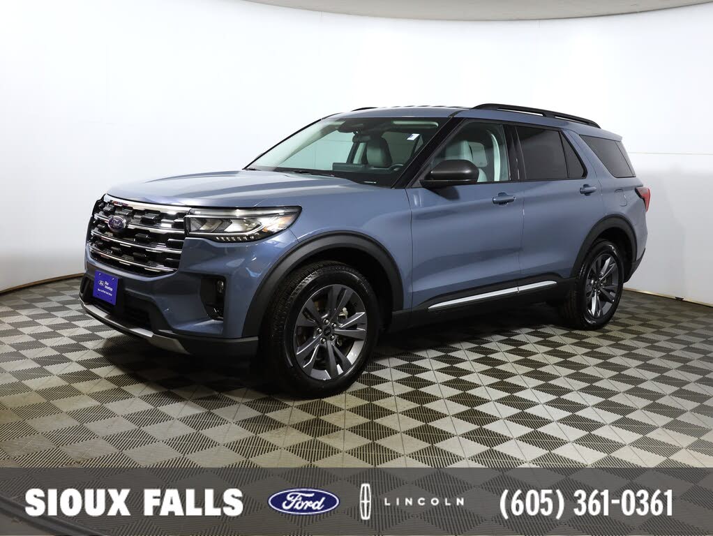 2025 Ford Explorer Active AWD