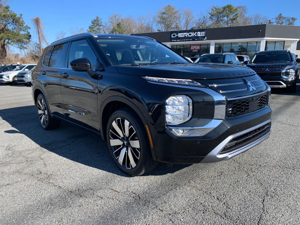 2026 Mitsubishi Outlander SEL FWD