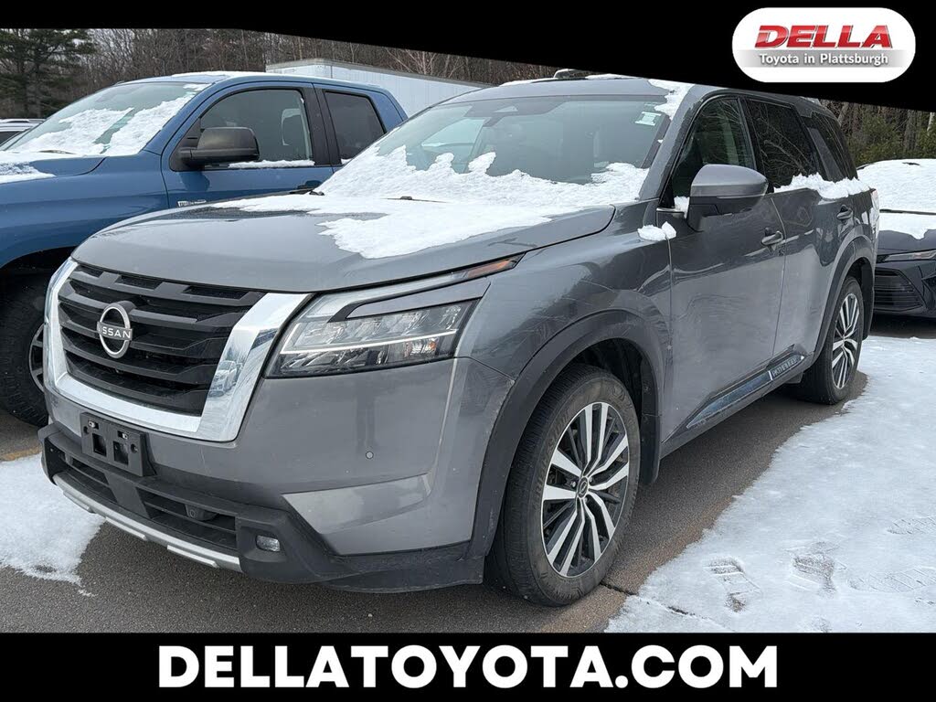 2022 Nissan Pathfinder Platinum 4WD