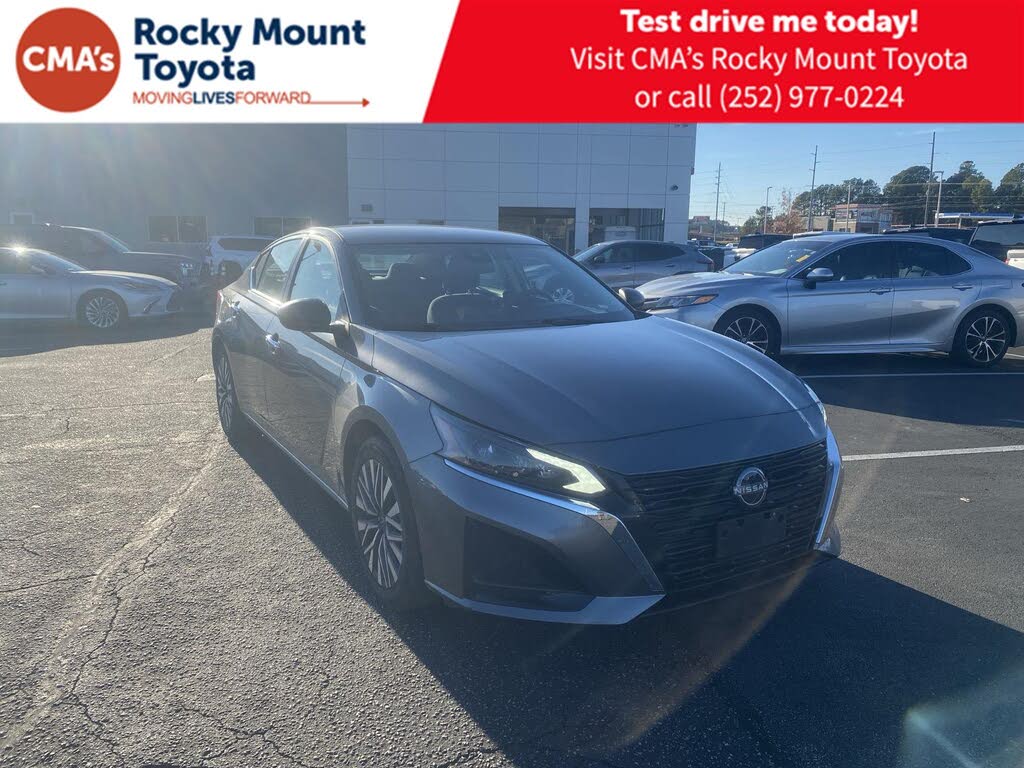 2024 Nissan Altima 2.5 SV FWD