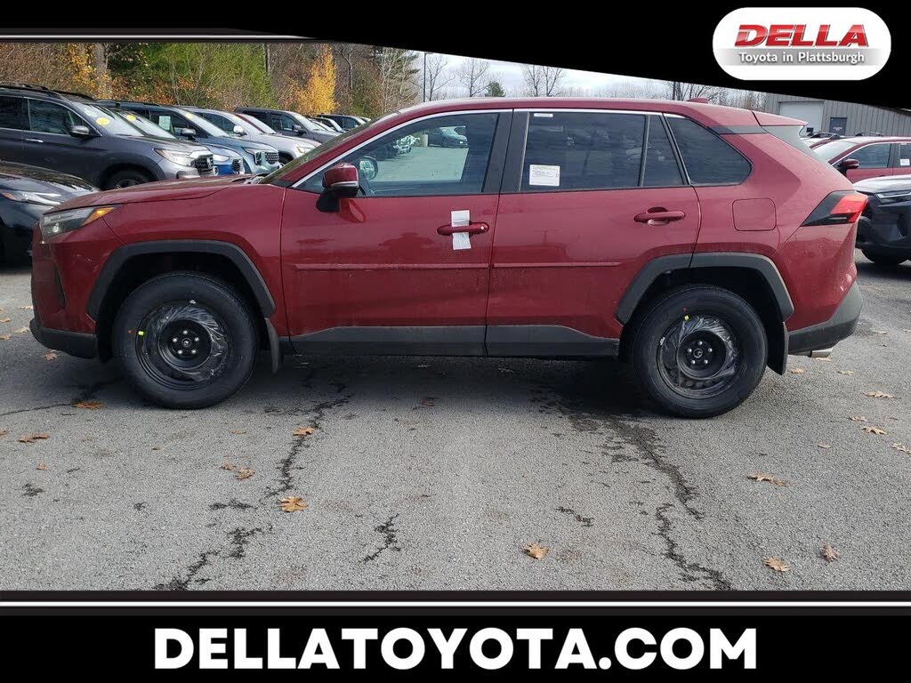 2025 Toyota RAV4 LE AWD